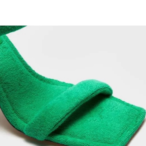 GOOD AMERICAN 🔺JUST REDUCED🔺KELLY GREEN TERRY CLOTH SANDAL 8.5 M - Picture 3 of 14